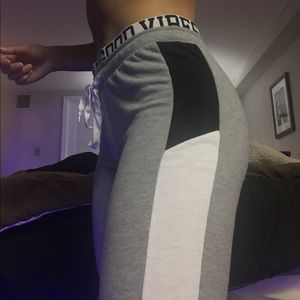 “Good vibes” jogger